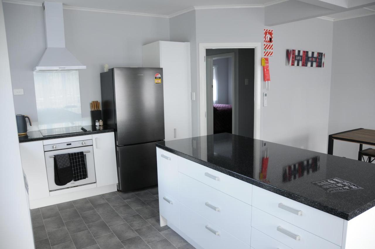 Nights On Broadway - The House Hotell Matamata Eksteriør bilde